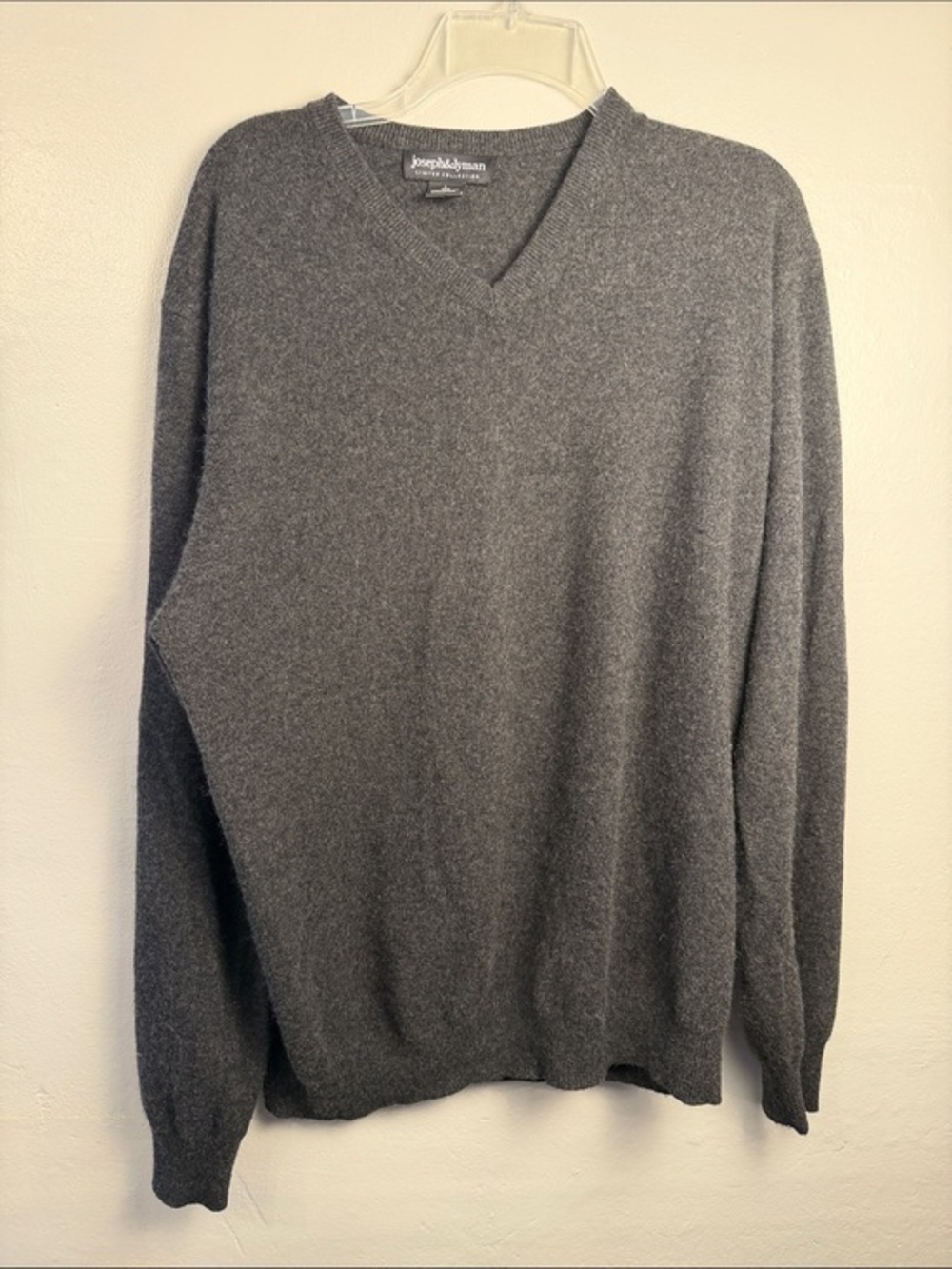 Joseph & lyman 100% cashmere Men's V-Neck Sweater Charcoal Gray size X-Large